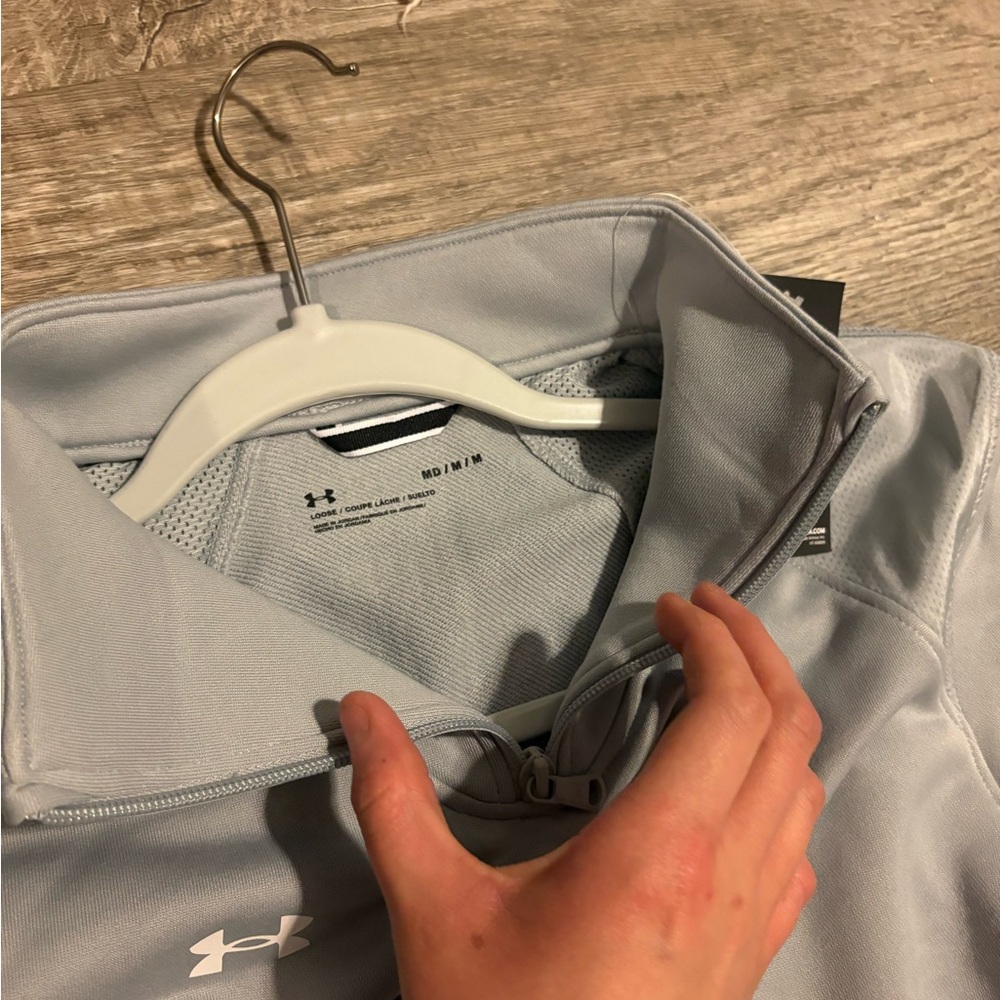 Under Armour Women's Gray Quarter-Zip Top - Picture 4 of 4